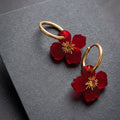 Flor roja Camila
