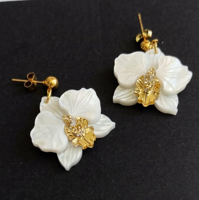 Orquídeas Blancas Pequeñas Perno